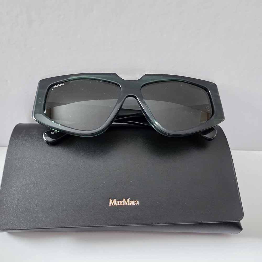 MaxMara Green Sunglasses - Picture 5 of 5